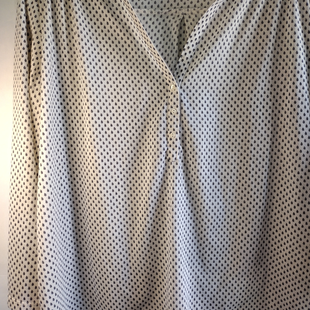 H&M Blue and Black Sleeveless Blouse Relaxed Fit
